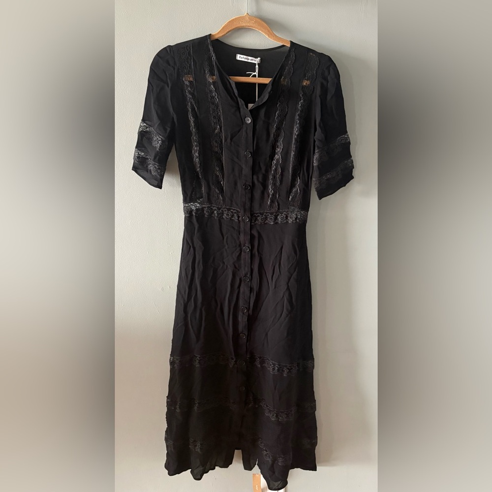Reformation Surrey Black Lace Georgette Midi Dress Size 8 NWT (RUNS SMALL) - Picture 7 of 15